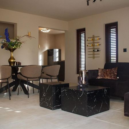 Major. Suites Curacao Willemstad Exteriör bild