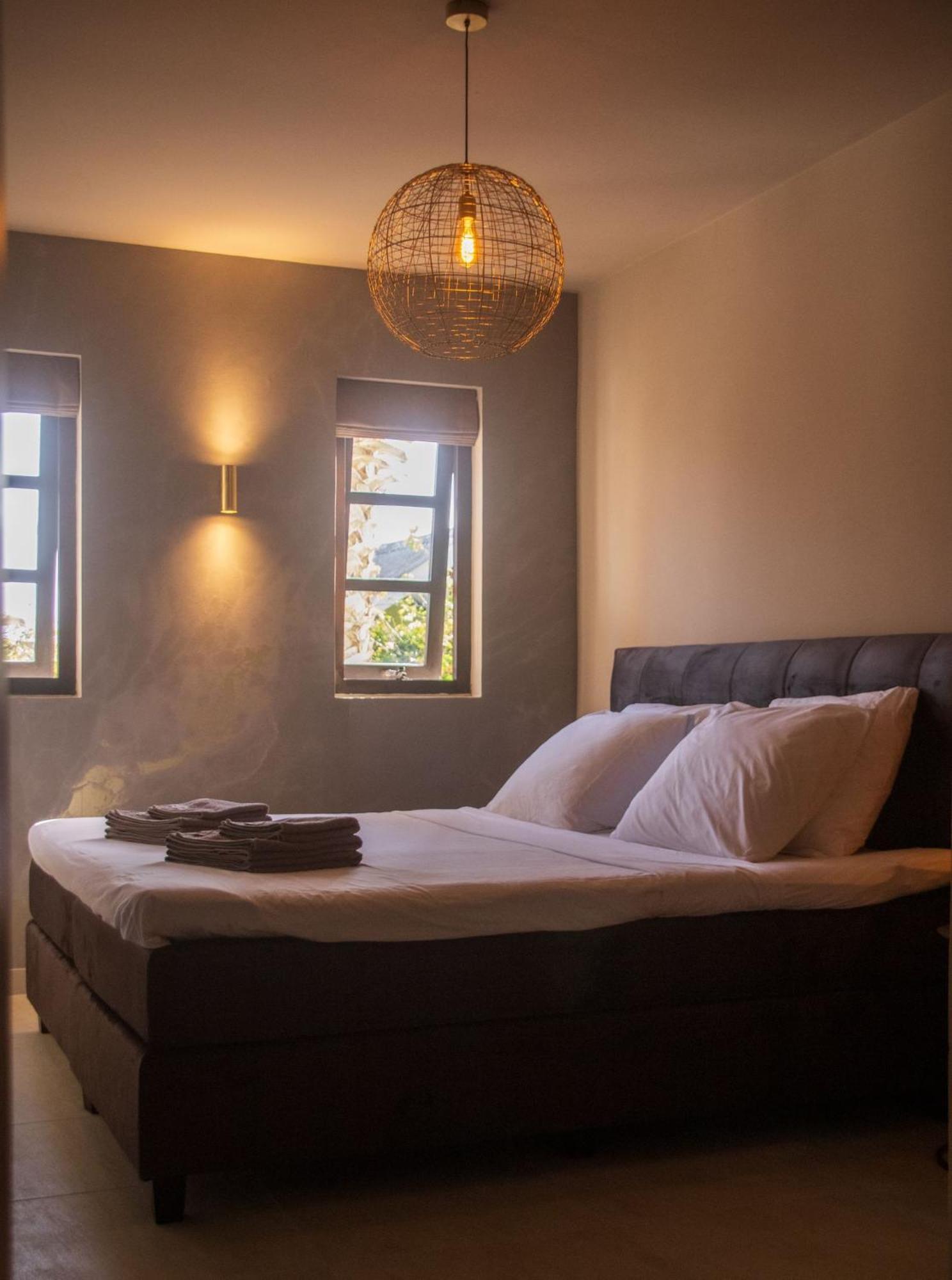 Major. Suites Curacao Willemstad Exteriör bild